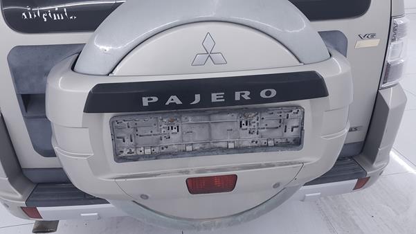 Photo 23 VIN: JMYLRV95WEJ719140 - MITSUBISHI PAJERO 