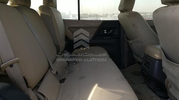 Photo 21 VIN: JMYLYV77W4J705067 - MITSUBISHI PAJERO 