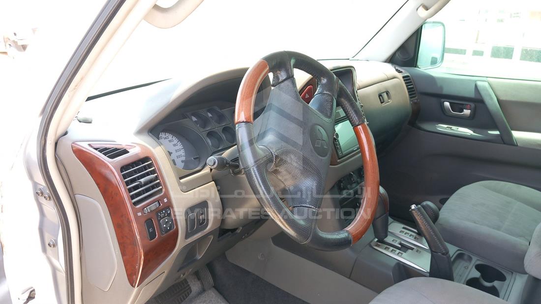 Photo 11 VIN: JMYLYV77W6J701309 - MITSUBISHI PAJERO 