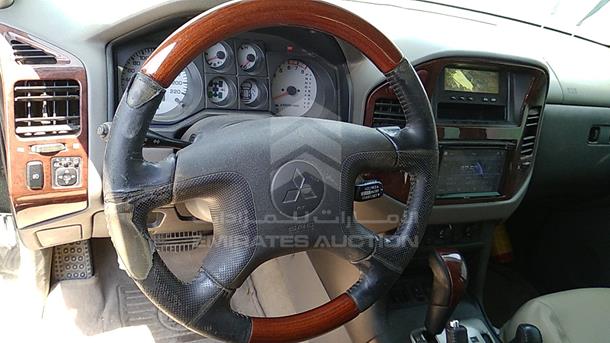 Photo 13 VIN: JMYLYV77W6J712929 - MITSUBISHI PAJERO 