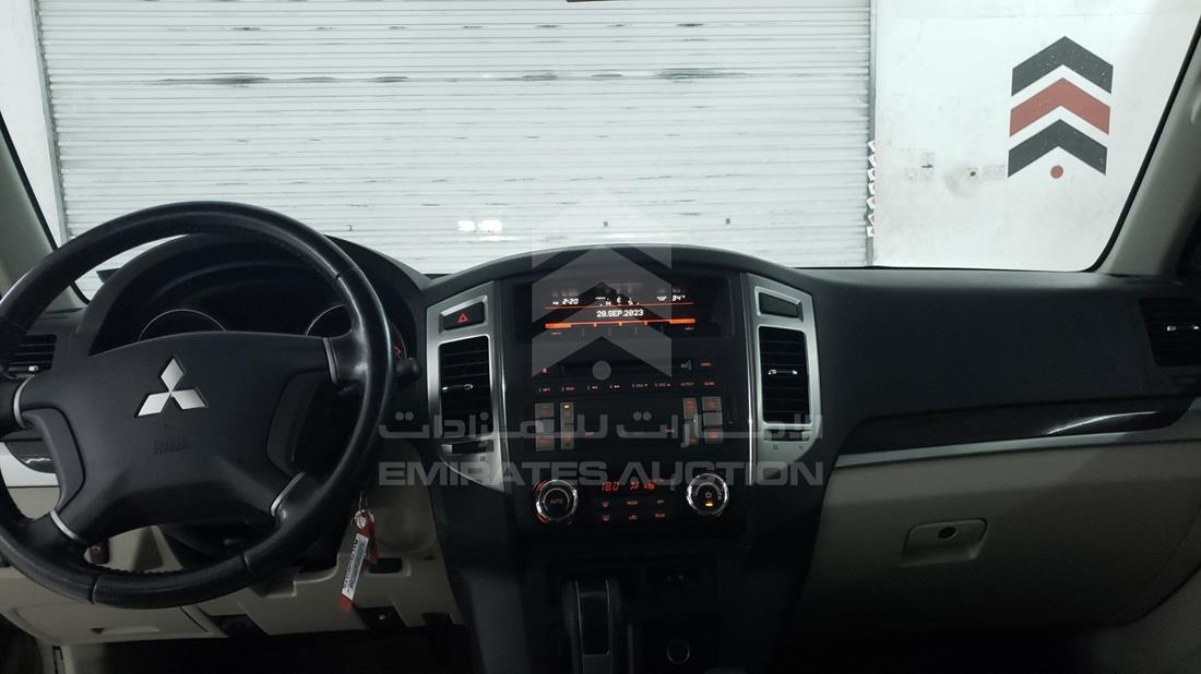 Photo 14 VIN: JMYLYV95WFJ701603 - MITSUBISHI PAJERO 