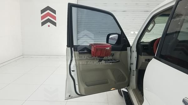 Photo 10 VIN: JMYLYV95WFJ705752 - MITSUBISHI PAJERO 