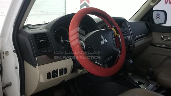 Photo 11 VIN: JMYLYV95WFJ705752 - MITSUBISHI PAJERO 