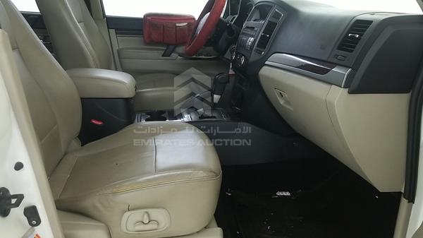 Photo 28 VIN: JMYLYV95WFJ705752 - MITSUBISHI PAJERO 