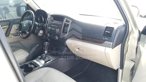 Photo 28 VIN: JMYLYV95WFJ707417 - MITSUBISHI PAJERO 