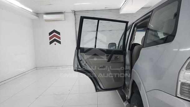 Photo 16 VIN: JMYLYV95WFJ708388 - MITSUBISHI PAJERO 