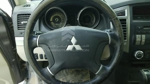 Photo 12 VIN: JMYLYV95WFJ709930 - MITSUBISHI PAJERO 