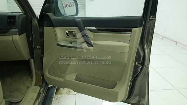 Photo 28 VIN: JMYLYV95WFJ709930 - MITSUBISHI PAJERO 