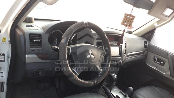 Photo 13 VIN: JMYLYV95WFJ710223 - MITSUBISHI PAJERO 