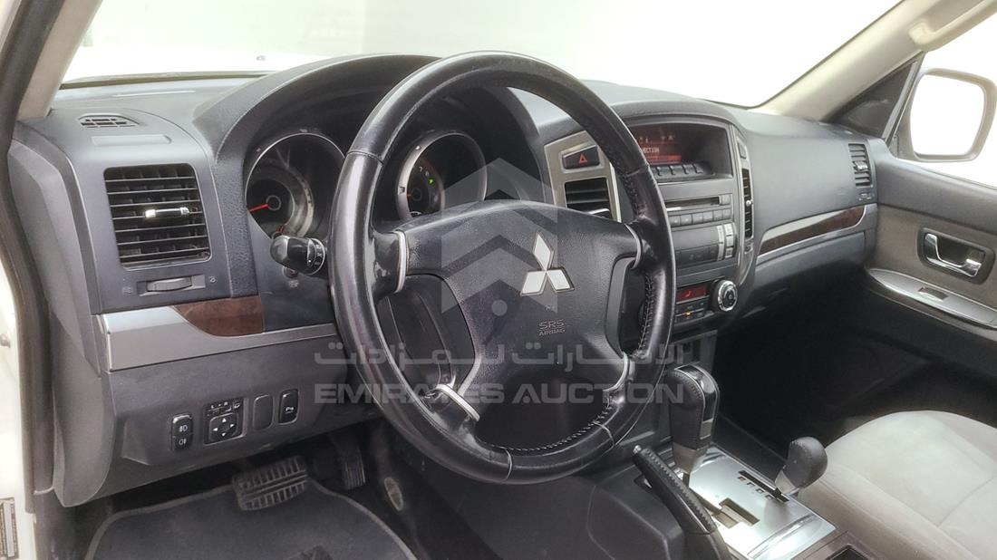 Photo 10 VIN: JMYLYV95WFJ710644 - MITSUBISHI PAJERO 