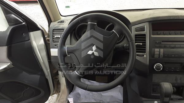 Photo 13 VIN: JMYLYV95WFJ711758 - MITSUBISHI PAJERO 