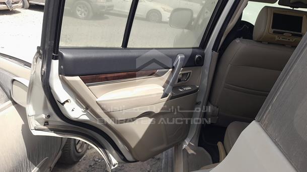 Photo 17 VIN: JMYLYV95WFJ712727 - MITSUBISHI PAJERO 