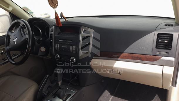 Photo 24 VIN: JMYLYV95WFJ712727 - MITSUBISHI PAJERO 