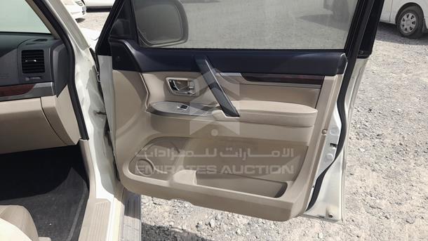 Photo 25 VIN: JMYLYV95WFJ712727 - MITSUBISHI PAJERO 