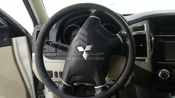 Photo 11 VIN: JMYLYV95WGJ716748 - MITSUBISHI PAJERO 