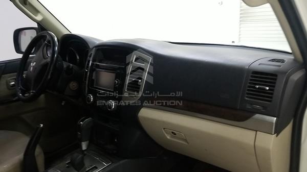 Photo 25 VIN: JMYLYV95WGJ716748 - MITSUBISHI PAJERO 