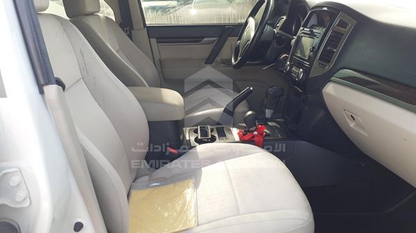 Photo 31 VIN: JMYLYV95WGJ723466 - MITSUBISHI PAJERO 