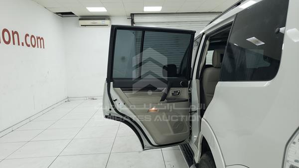 Photo 22 VIN: JMYLYV95WGJ724259 - MITSUBISHI PAJERO 