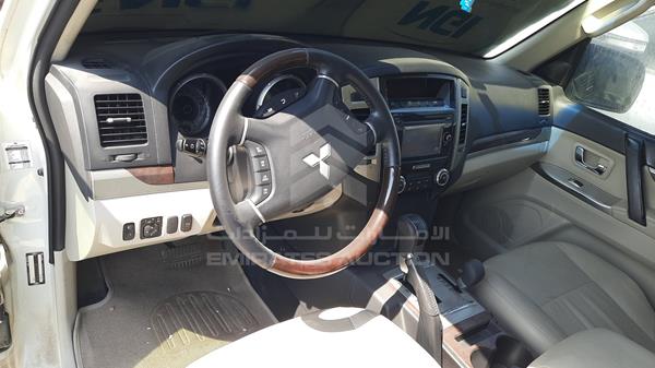 Photo 11 VIN: JMYLYV95WGJ725581 - MITSUBISHI PAJERO 