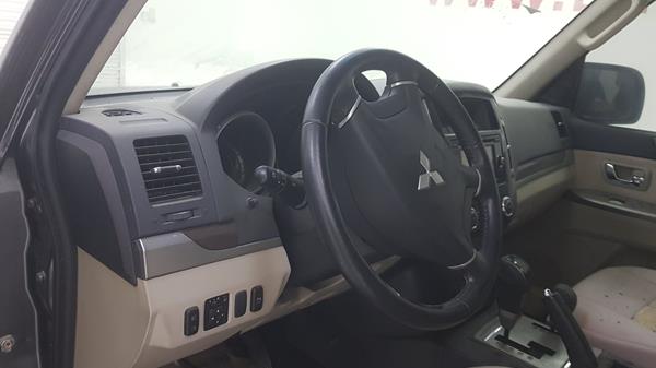 Photo 8 VIN: JMYLYV95WGJ728648 - MITSUBISHI PAJERO 