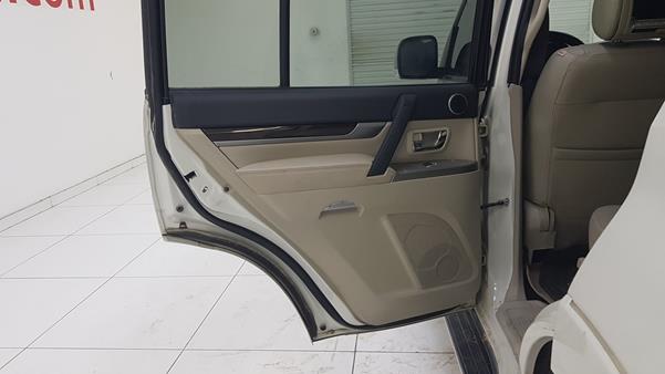 Photo 21 VIN: JMYLYV95WGJ730241 - MITSUBISHI PAJERO 