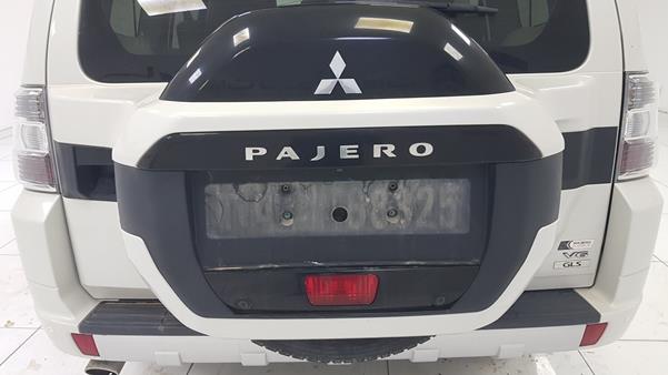 Photo 23 VIN: JMYLYV95WGJ730241 - MITSUBISHI PAJERO 