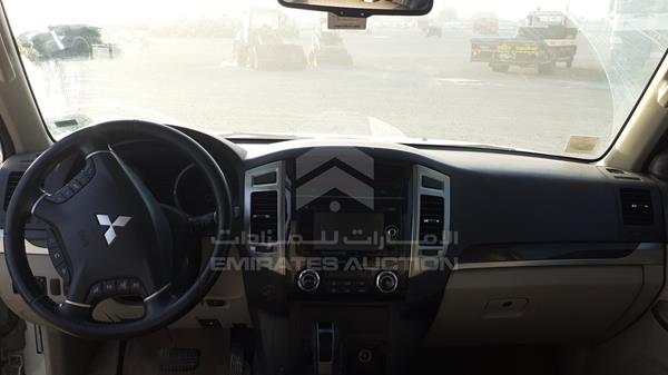 Photo 13 VIN: JMYLYV95WGJ730286 - MITSUBISHI PAJERO 