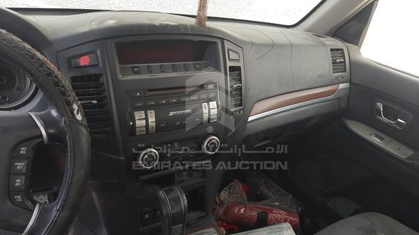 Photo 15 VIN: JMYLYV97W8J702252 - MITSUBISHI PAJERO 