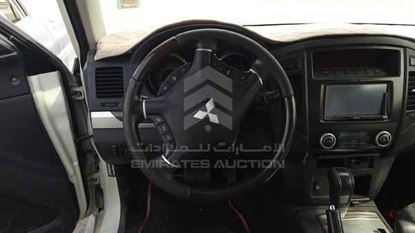 Photo 13 VIN: JMYLYV97WAJ703944 - MITSUBISHI PAJERO 