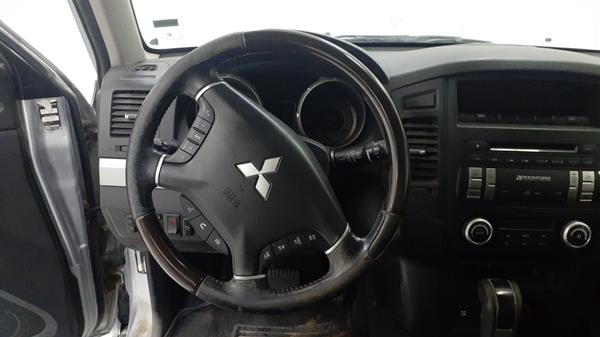 Photo 12 VIN: JMYLYV97WAJ714751 - MITSUBISHI PAJERO 