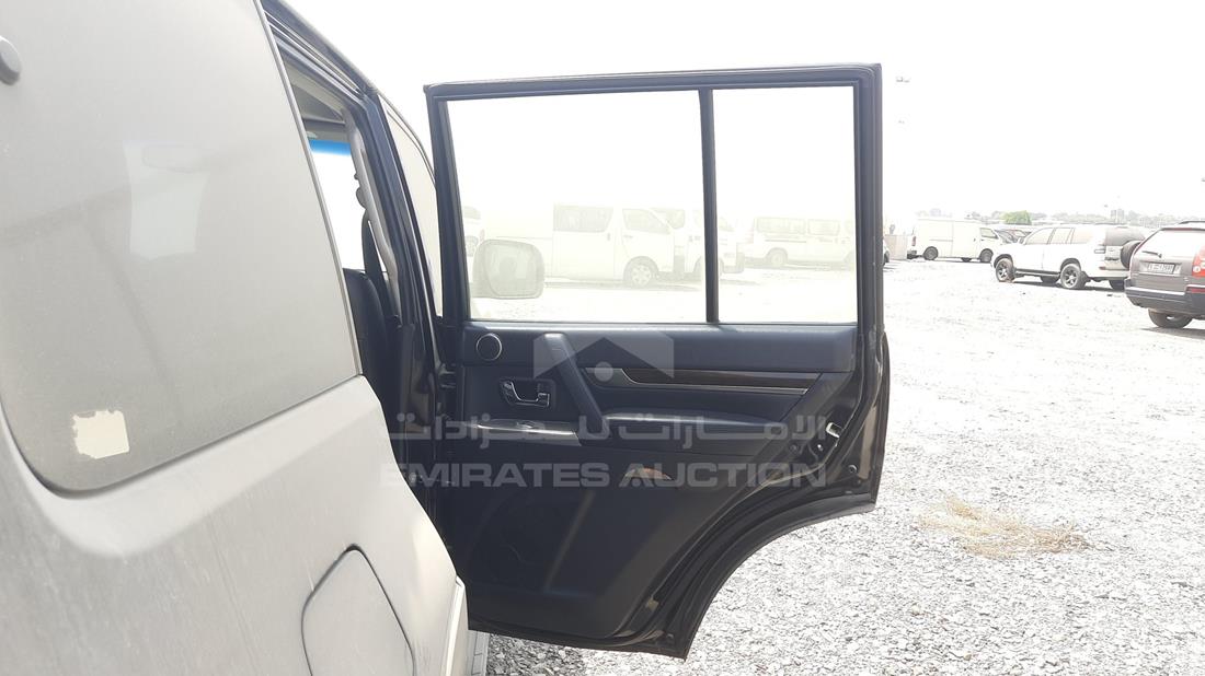 Photo 22 VIN: JMYLYV97WCJ708046 - MITSUBISHI PAJERO 