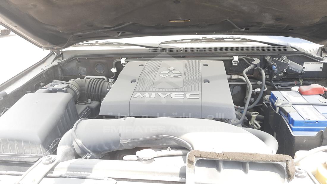 Photo 28 VIN: JMYLYV97WCJ708046 - MITSUBISHI PAJERO 