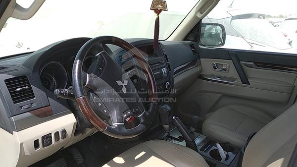 Photo 11 VIN: JMYLYV97WEJ702523 - MITSUBISHI PAJERO 