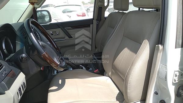 Photo 12 VIN: JMYLYV97WEJ702523 - MITSUBISHI PAJERO 