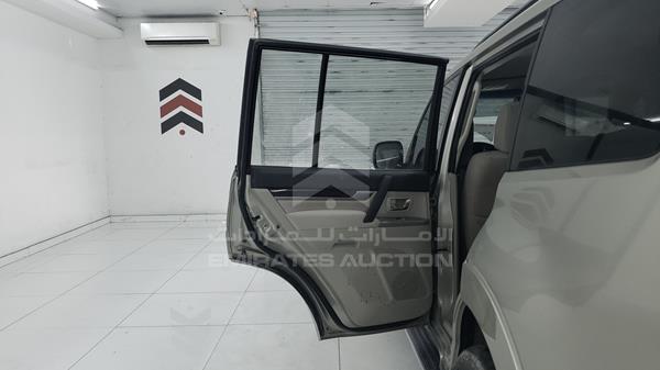 Photo 17 VIN: JMYLYV97WGJ701362 - MITSUBISHI PAJERO 