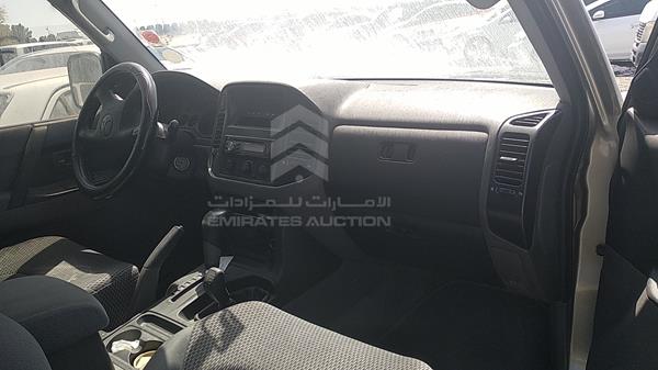 Photo 19 VIN: JMYMRV63W1J700911 - MITSUBISHI PAJERO 