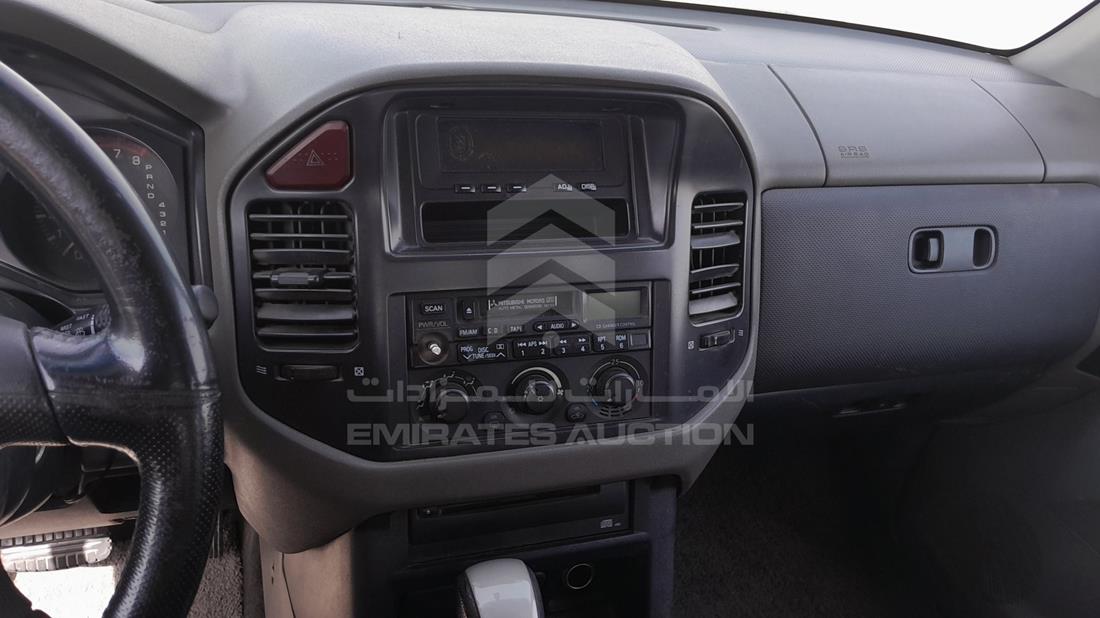 Photo 17 VIN: JMYMRV63W6J703911 - MITSUBISHI PAJERO 