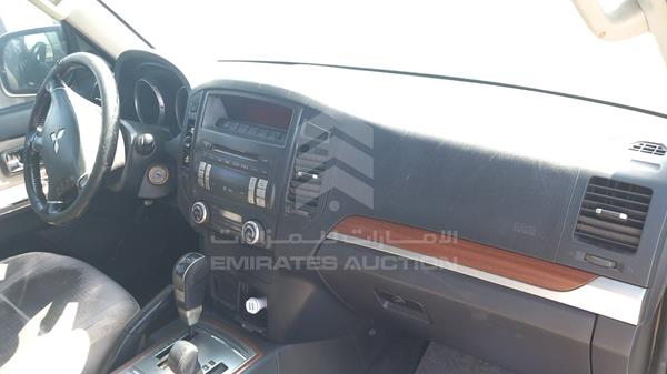 Photo 21 VIN: JMYMRV83W8J716267 - MITSUBISHI PAJERO 