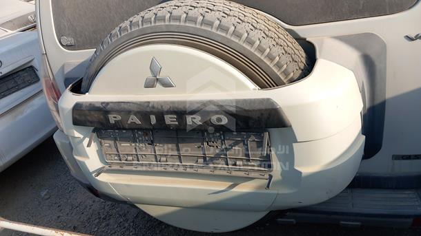 Photo 26 VIN: JMYMRV83W8J716631 - MITSUBISHI PAJERO 