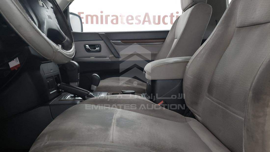 Photo 13 VIN: JMYMRV83W8J723730 - MITSUBISHI PAJERO 