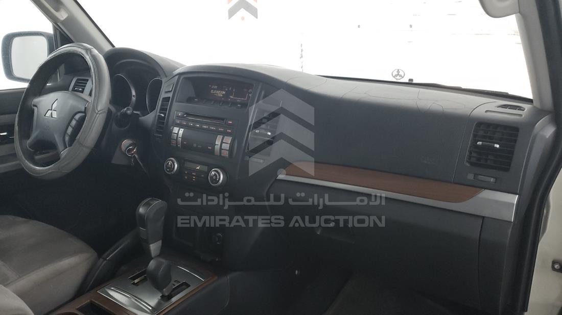 Photo 25 VIN: JMYMRV83W8J723730 - MITSUBISHI PAJERO 