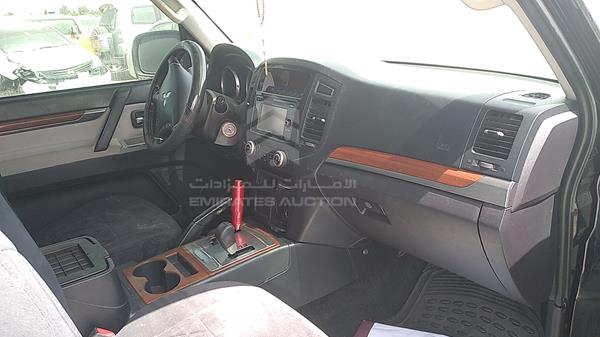 Photo 18 VIN: JMYMRV83W8J724965 - MITSUBISHI PAJERO 