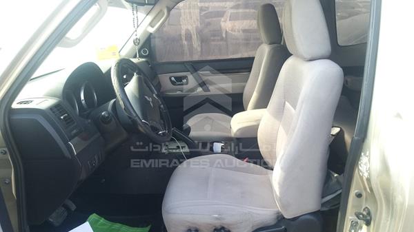 Photo 10 VIN: JMYMRV85WAJ709211 - MITSUBISHI PAJERO 