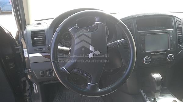 Photo 10 VIN: JMYMRV85WDJ703566 - MITSUBISHI PAJERO 