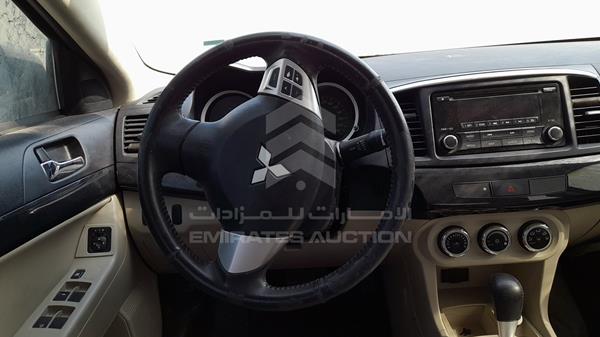 Photo 12 VIN: JMYSRCY1AGU752133 - MITSUBISHI LANCER 