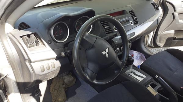 Photo 10 VIN: JMYSRCY2ABU721866 - MITSUBISHI LANCER 