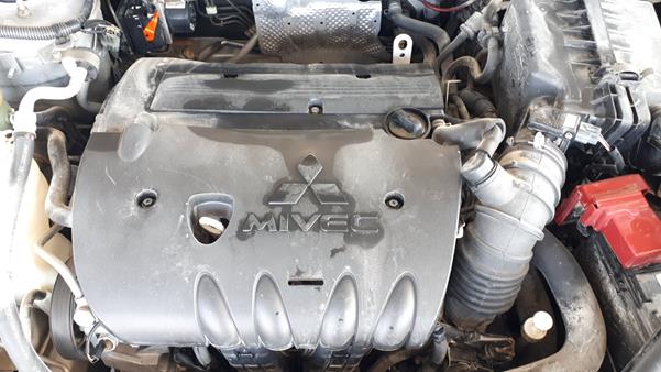 Photo 26 VIN: JMYSTCY4AEU711856 - MITSUBISHI LANCER 