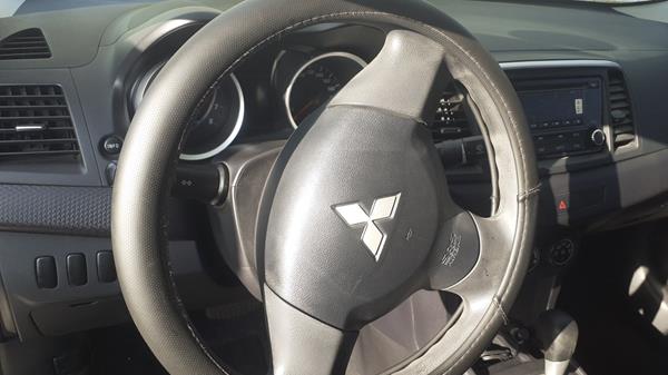 Photo 9 VIN: JMYSTCY4AFU738573 - MITSUBISHI LANCER 