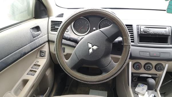 Photo 12 VIN: JMYSTCY4AGU727588 - MITSUBISHI LANCER 