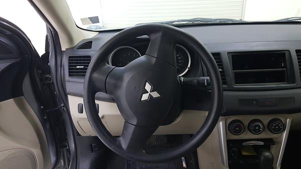 Photo 12 VIN: JMYSTCY4AGU729383 - MITSUBISHI LANCER 